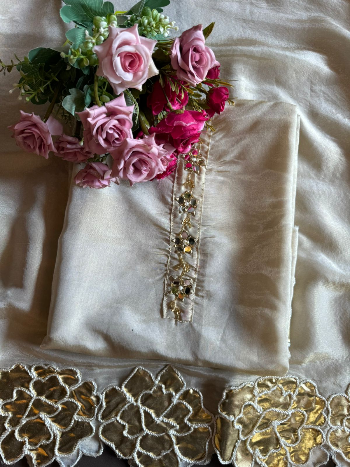 Shimmer tissue unstitched Concept Full size shirt