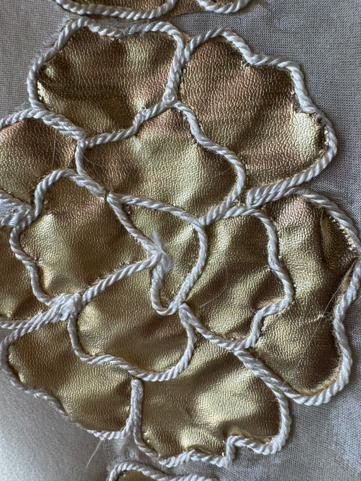 Shimmer tissue unstitched Concept Full size shirt