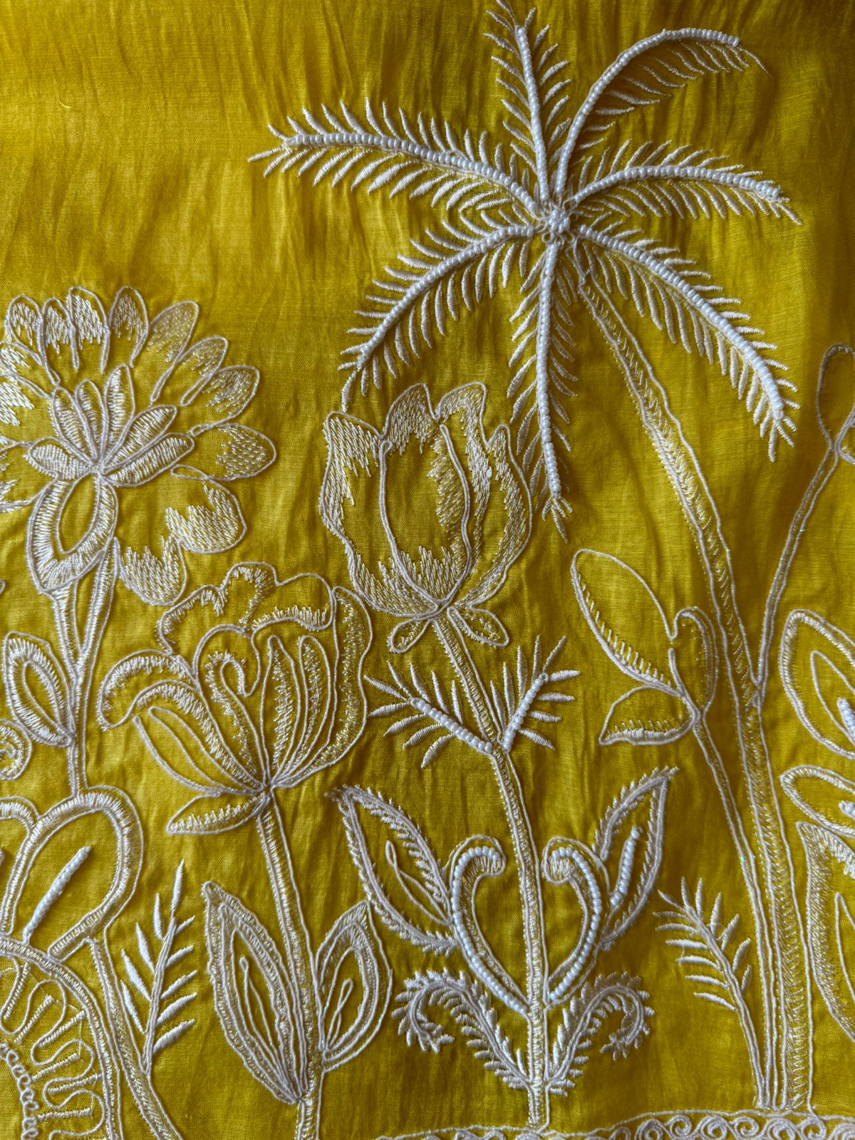 Pure Mul chanderi Unstitched suit design With embroidered Neck Patti