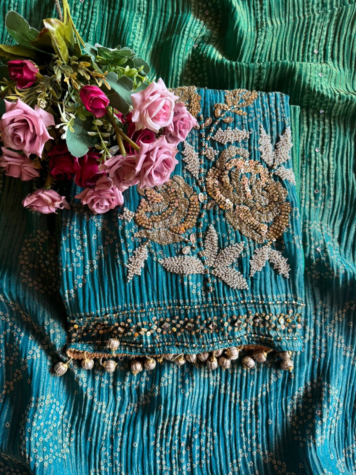 Crushed stretchable Tissue fabric