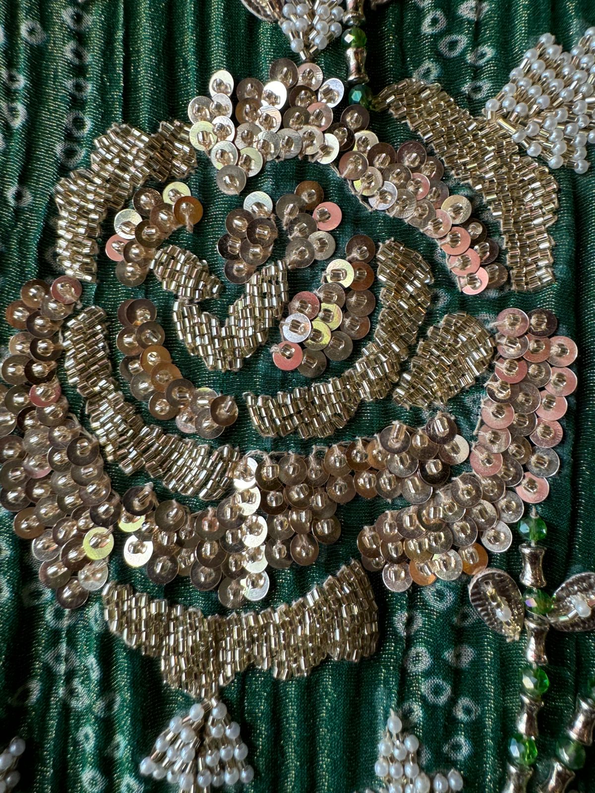 Crushed stretchable Tissue fabric