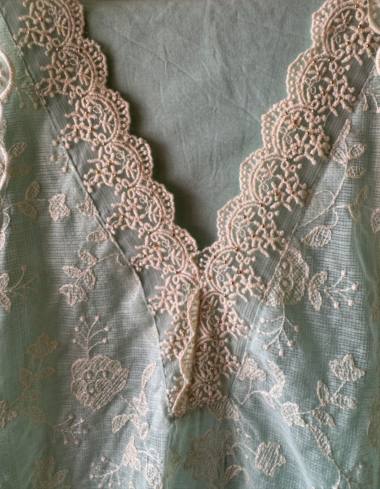 Pure and Soft original Kotta Doria with floral embroidered