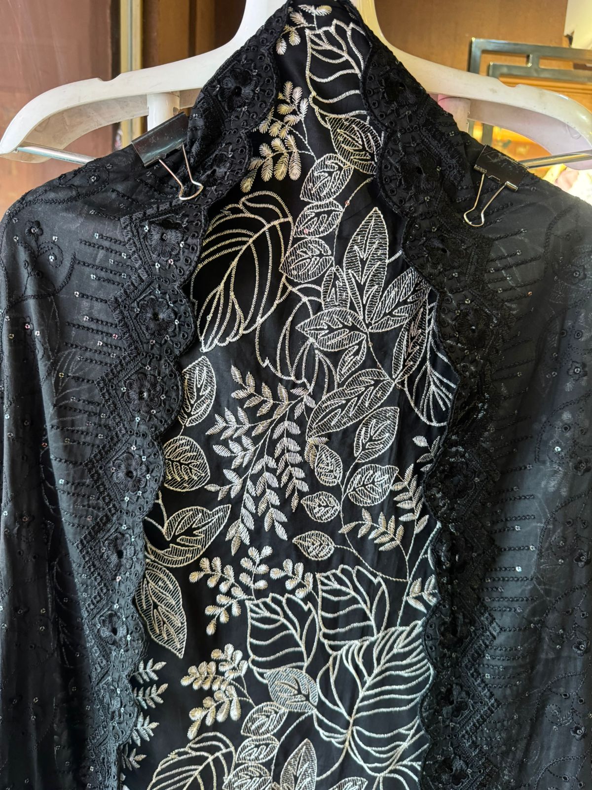 Beautiful pure cotton Suit with heavily thread embroidered jaal