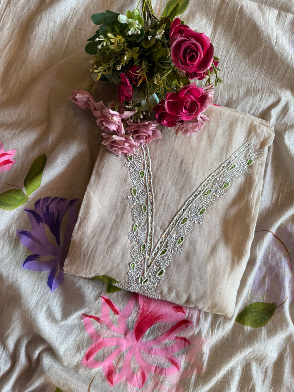 SHOP NEW LAUNCH BEAUTIFUL HANDPAINTED LAUNCH