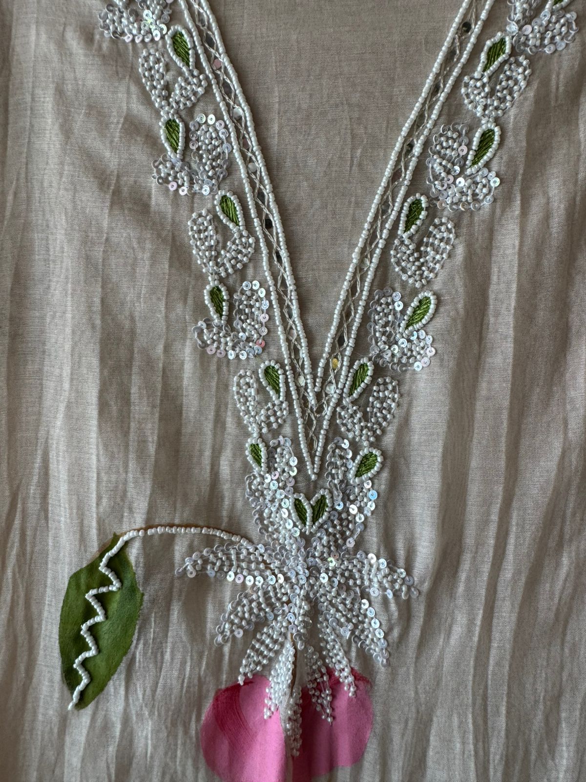 SHOP NEW LAUNCH BEAUTIFUL HANDPAINTED LAUNCH