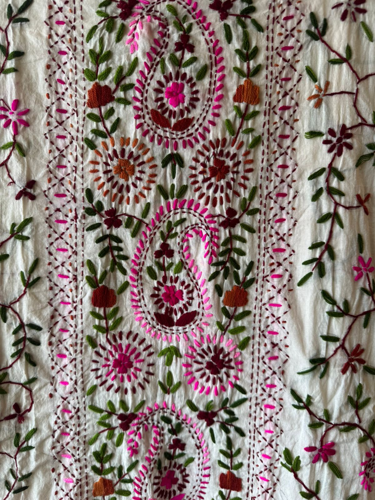 AISHACREATIONS HAS GOT BEAUTIFUL KANTHA WORK SUITS