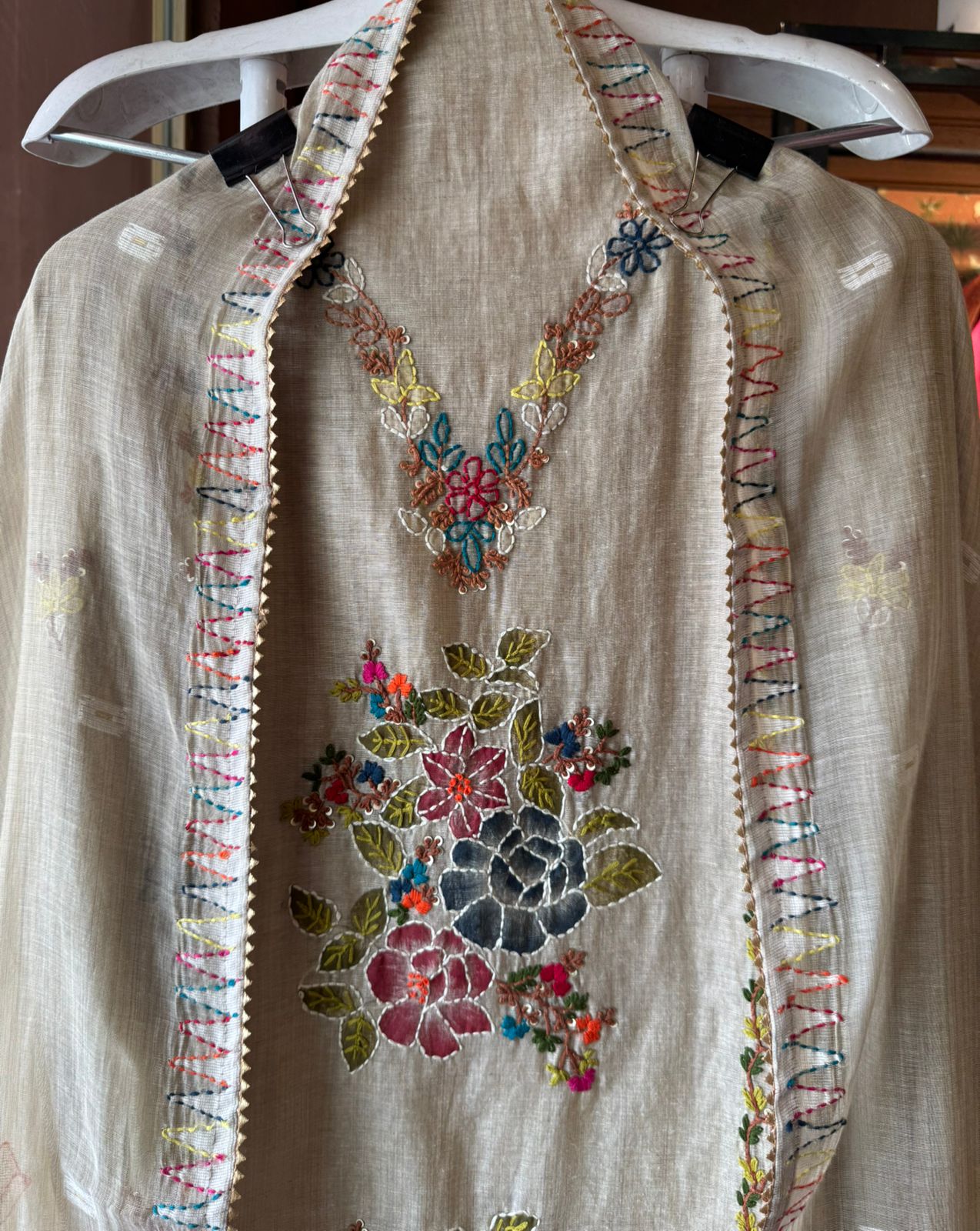 kurta Is On pure Mul Jamdaani