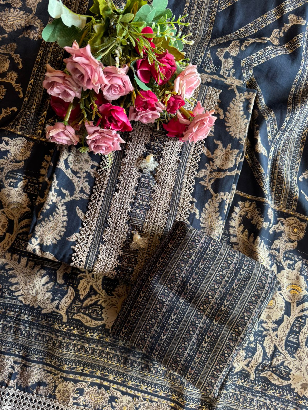 Mul Mul cotton Muslin Unstitched Suit