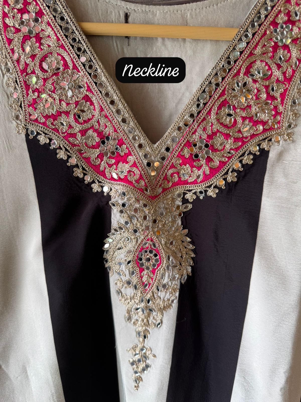 Pure crepe Black and white striped