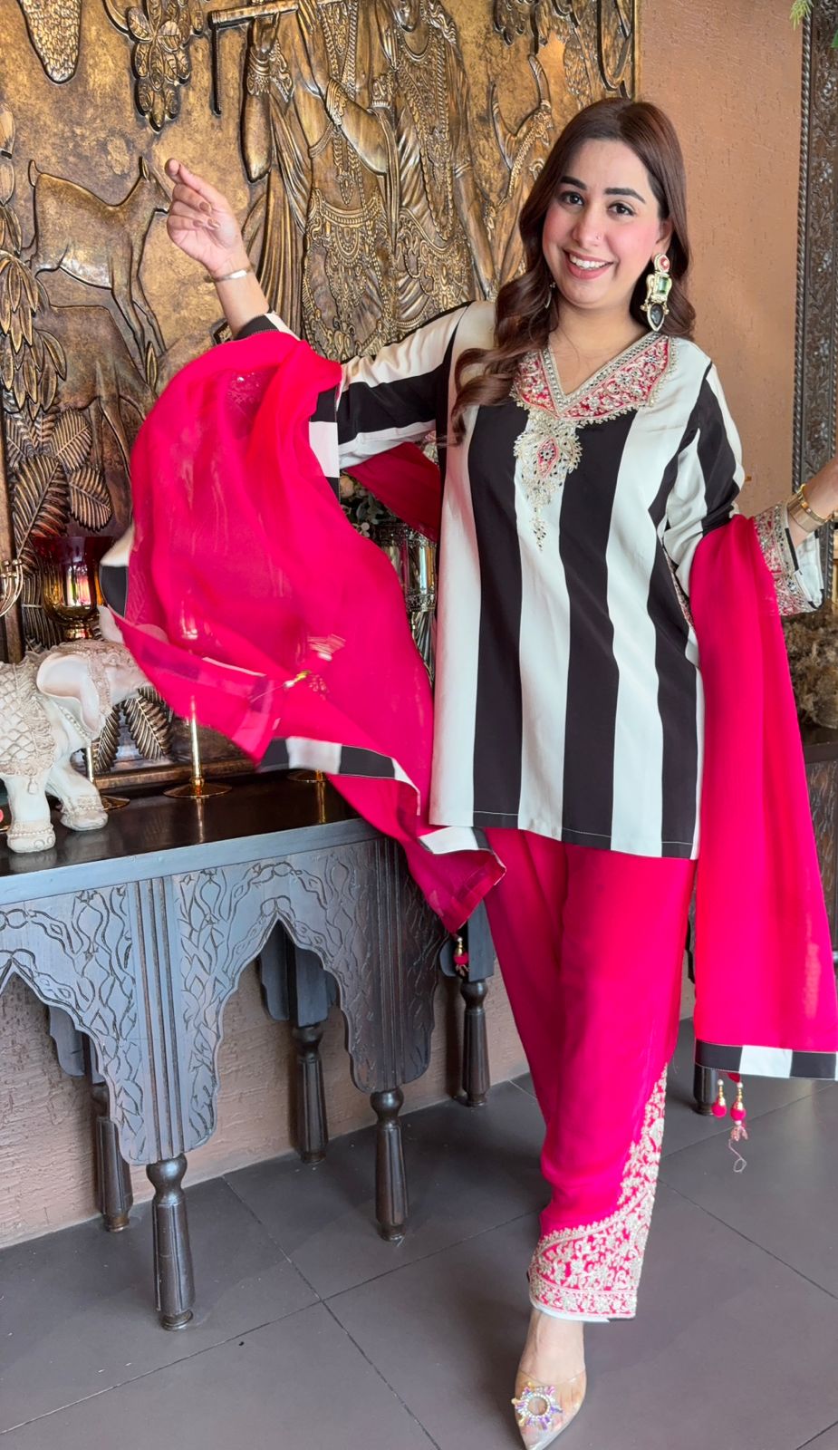 Pure crepe Black and white striped