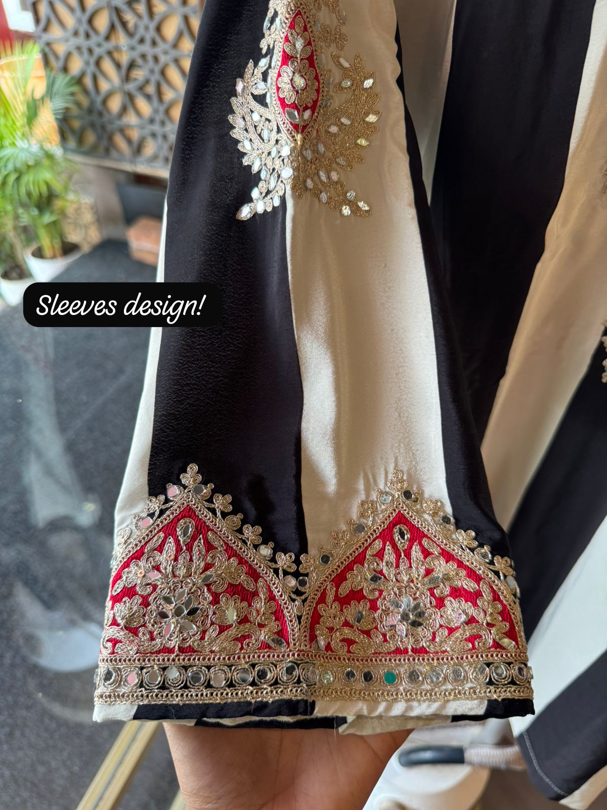 Pure crepe Black and white striped