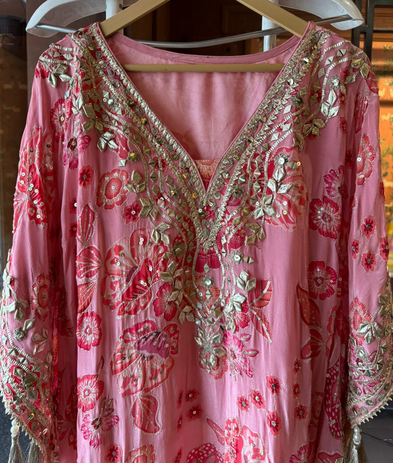 Pure crepe stitched kaaftan set