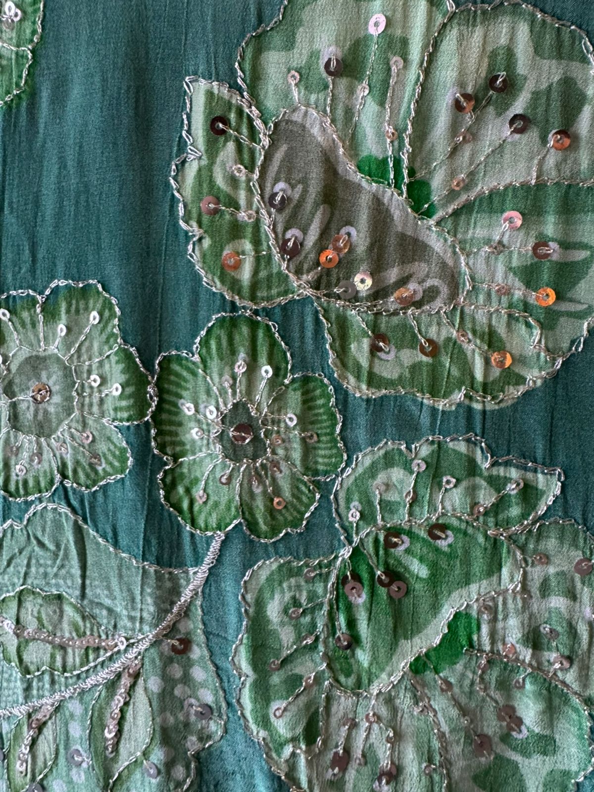 Pure crepe stitched kaaftan set