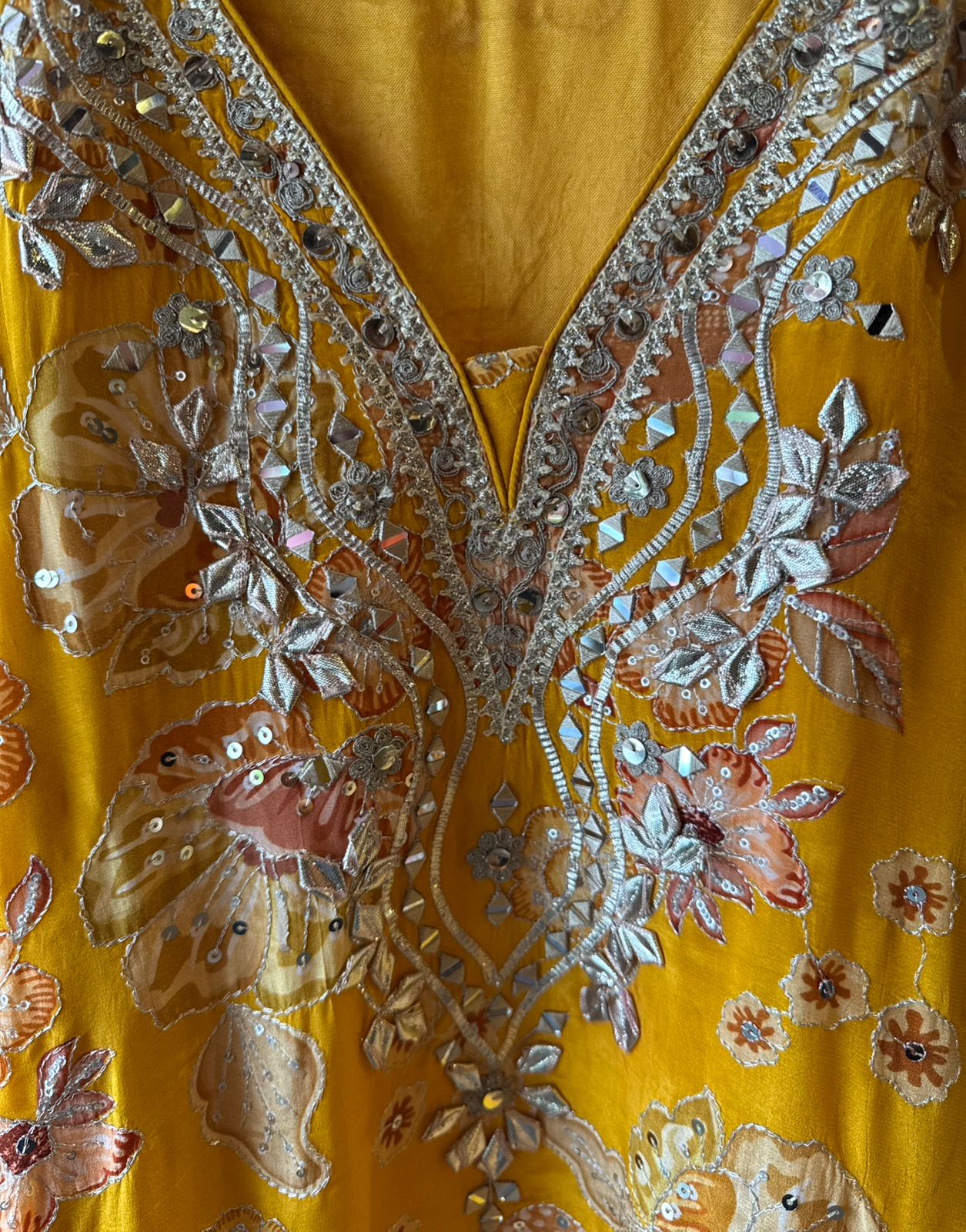 Pure crepe stitched kaaftan set