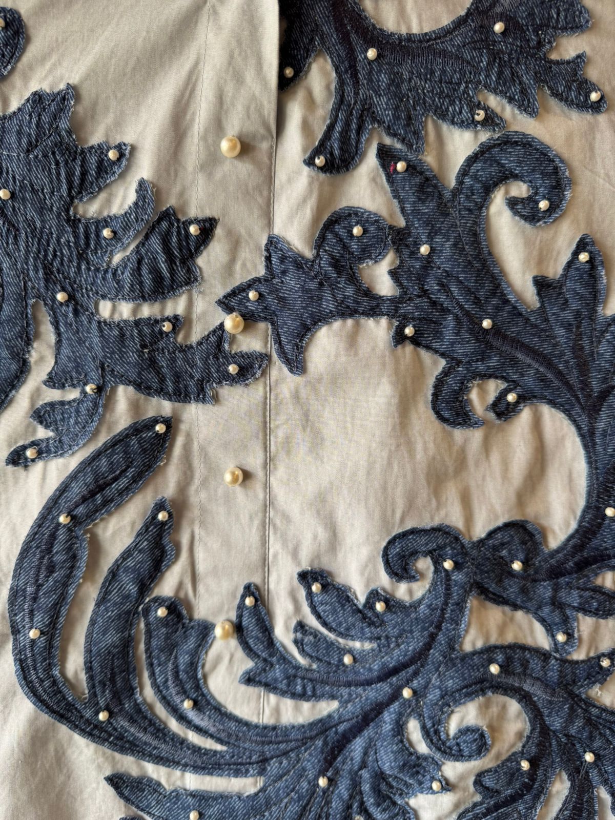 Pure cotton base of the shirt