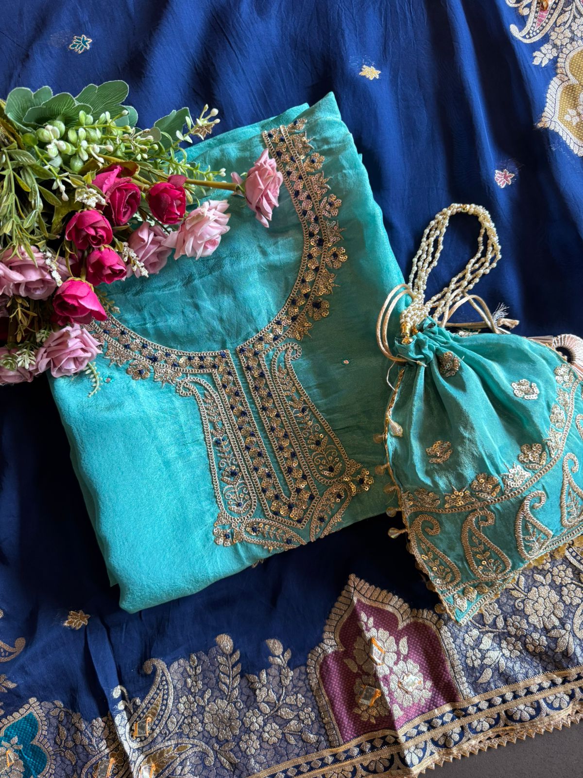 Pure 100% soft  tissue Unstitched shirt