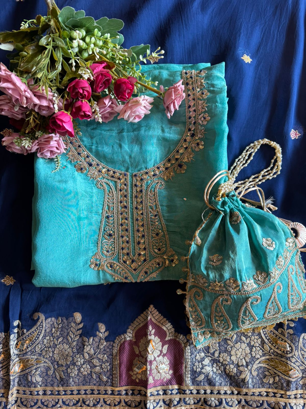 Pure 100% soft  tissue Unstitched shirt