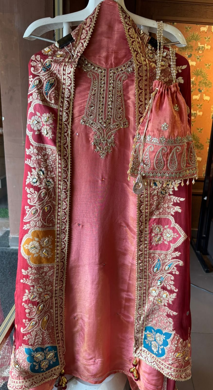 Pure 100% soft  tissue Unstitched shirt