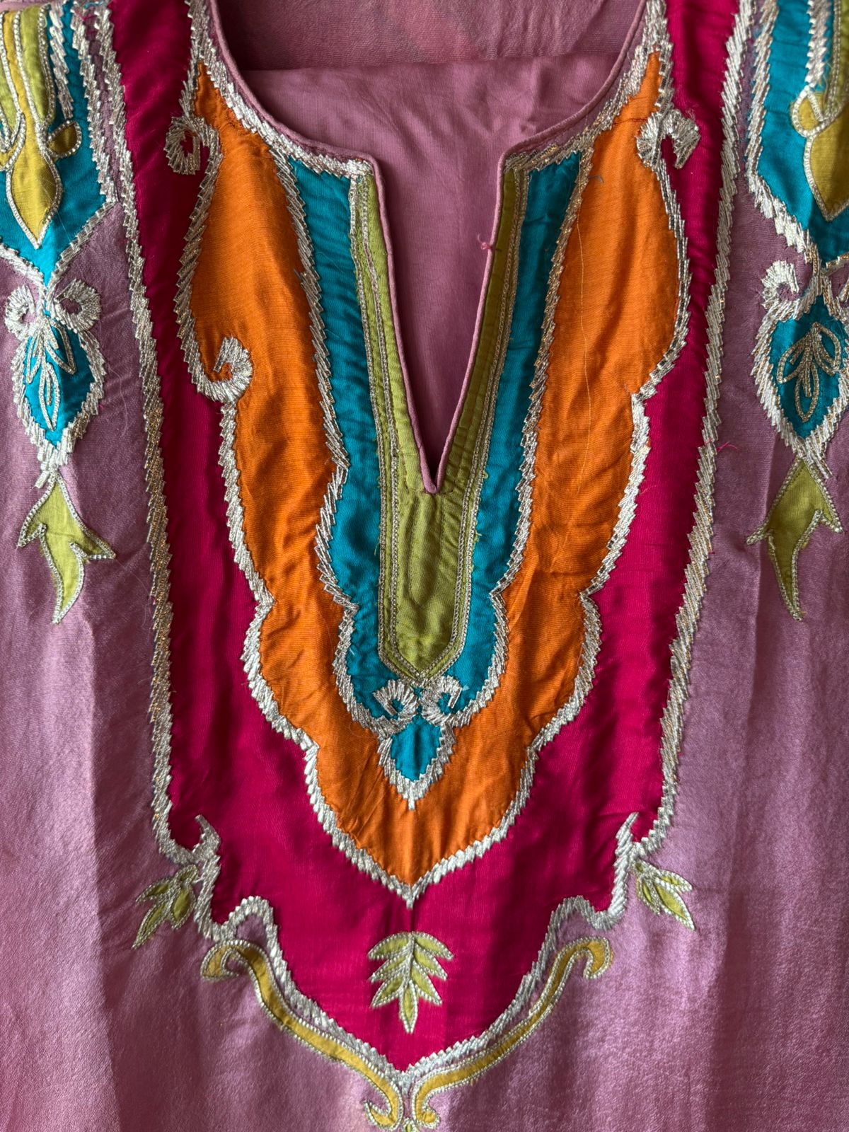 Soft tissue unstitched shirt