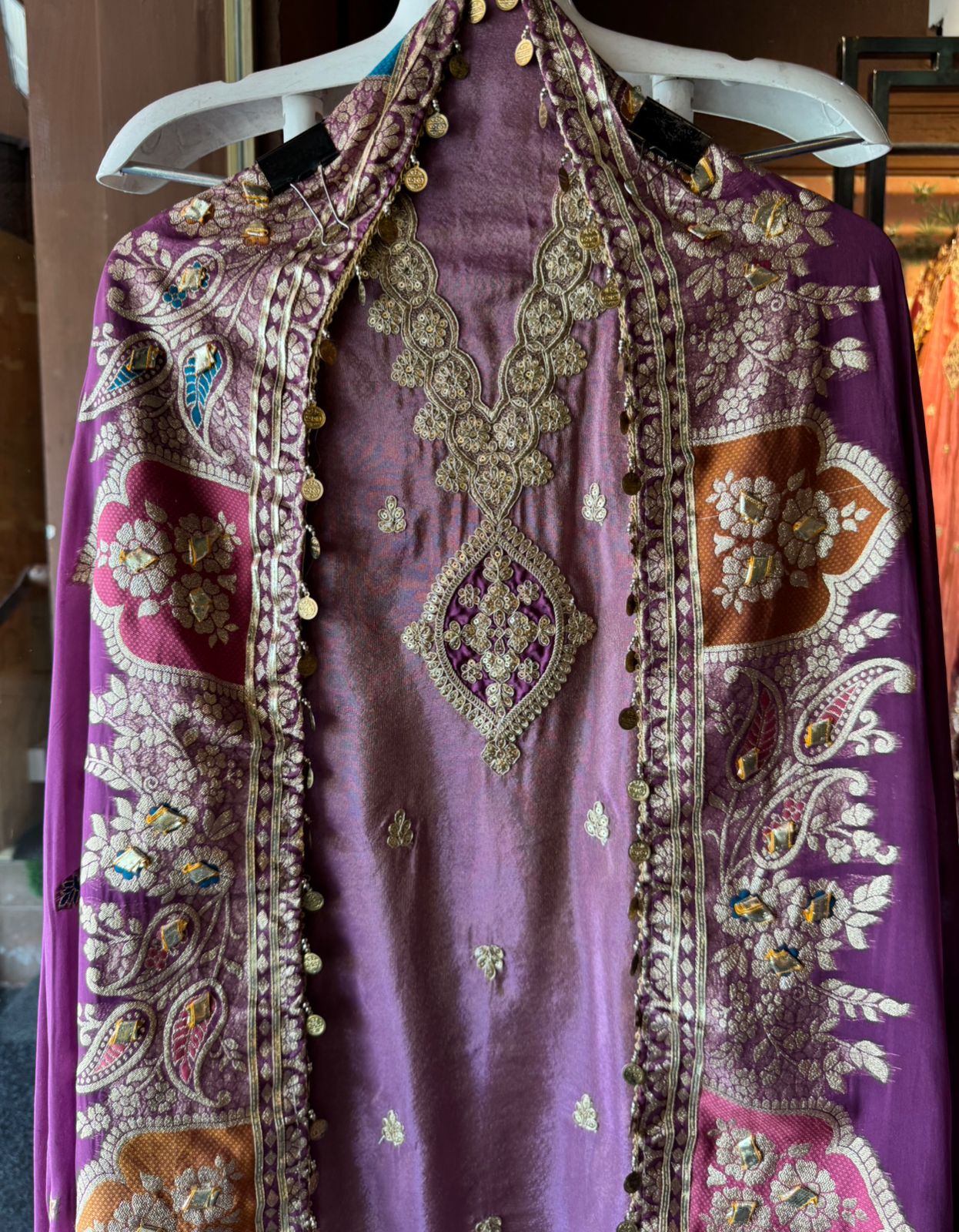 Pure 100% soft  tissue Unstitched shirt