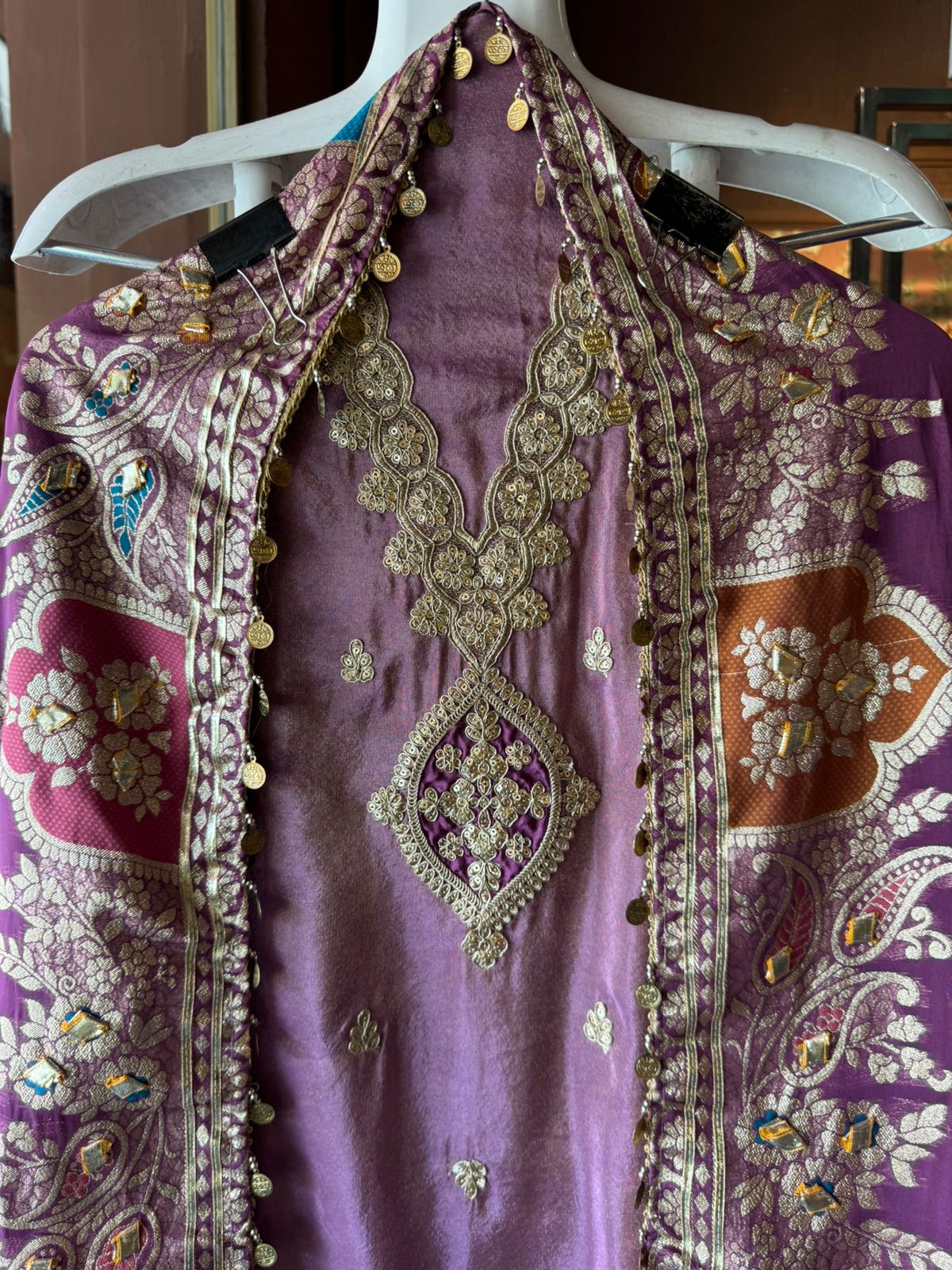 Pure 100% soft  tissue Unstitched shirt