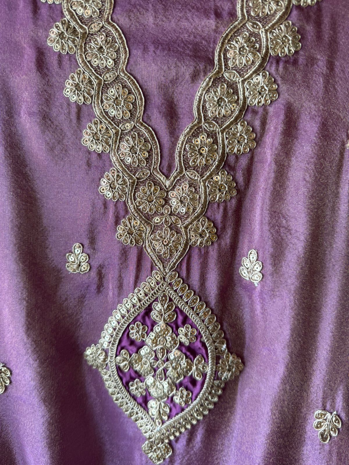 Pure 100% soft  tissue Unstitched shirt