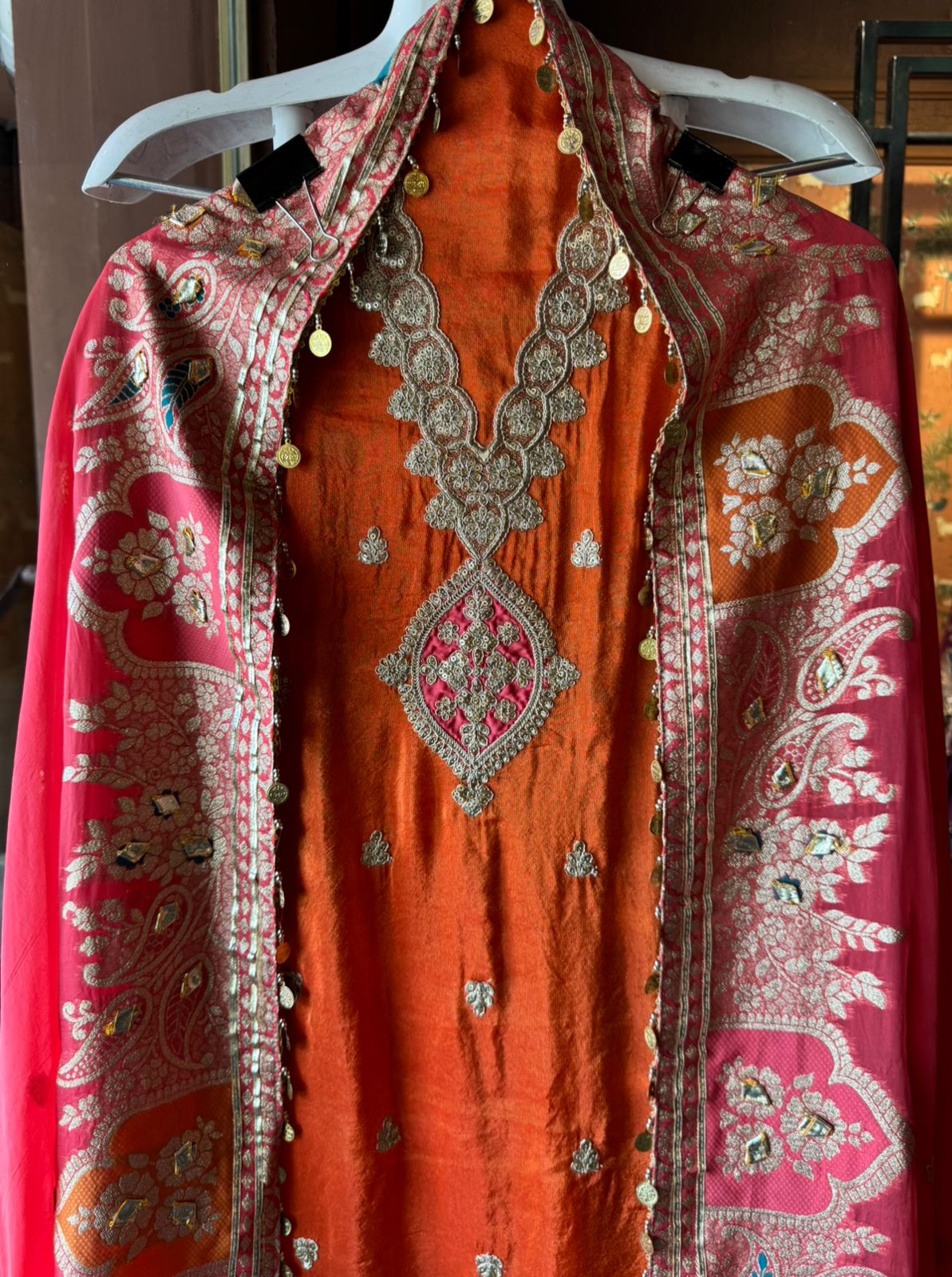 Pure 100% soft  tissue Unstitched shirt