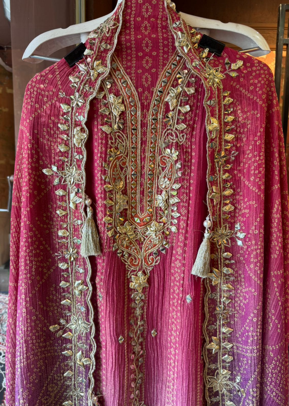 Crushed stretchable Tissue fabric Unstitched