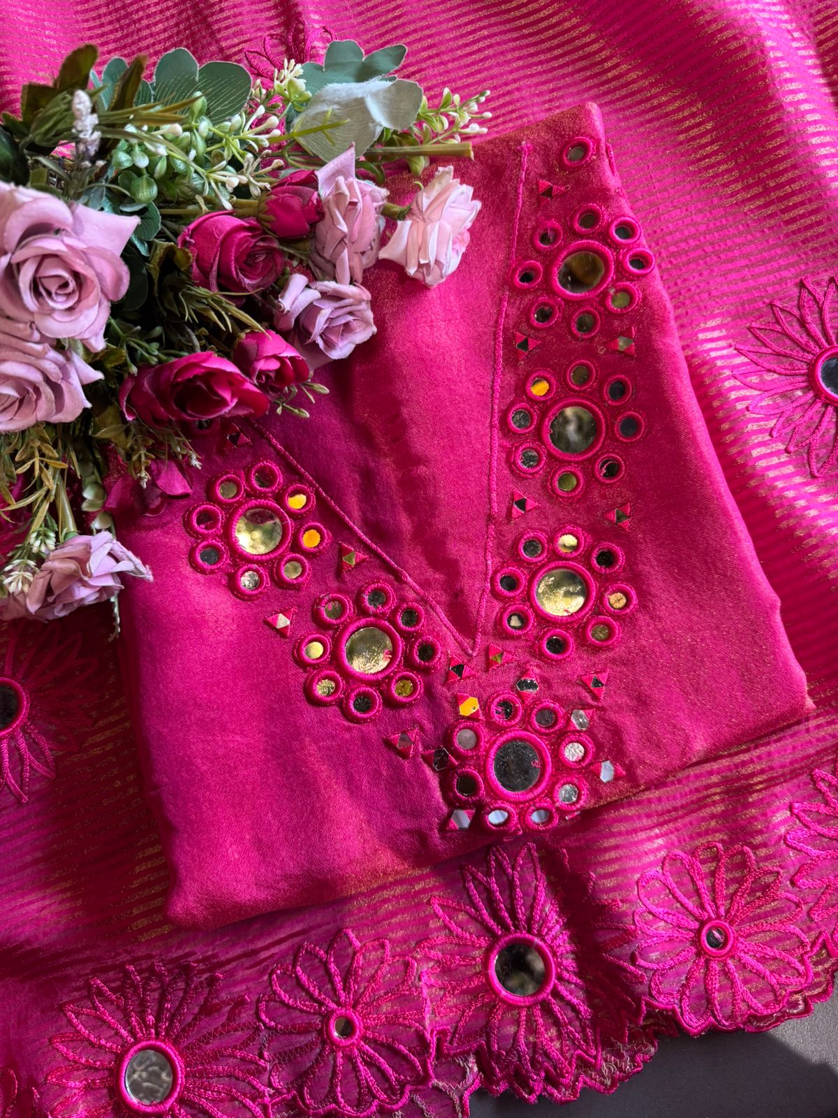 Shimmer tissue unstitched Suits