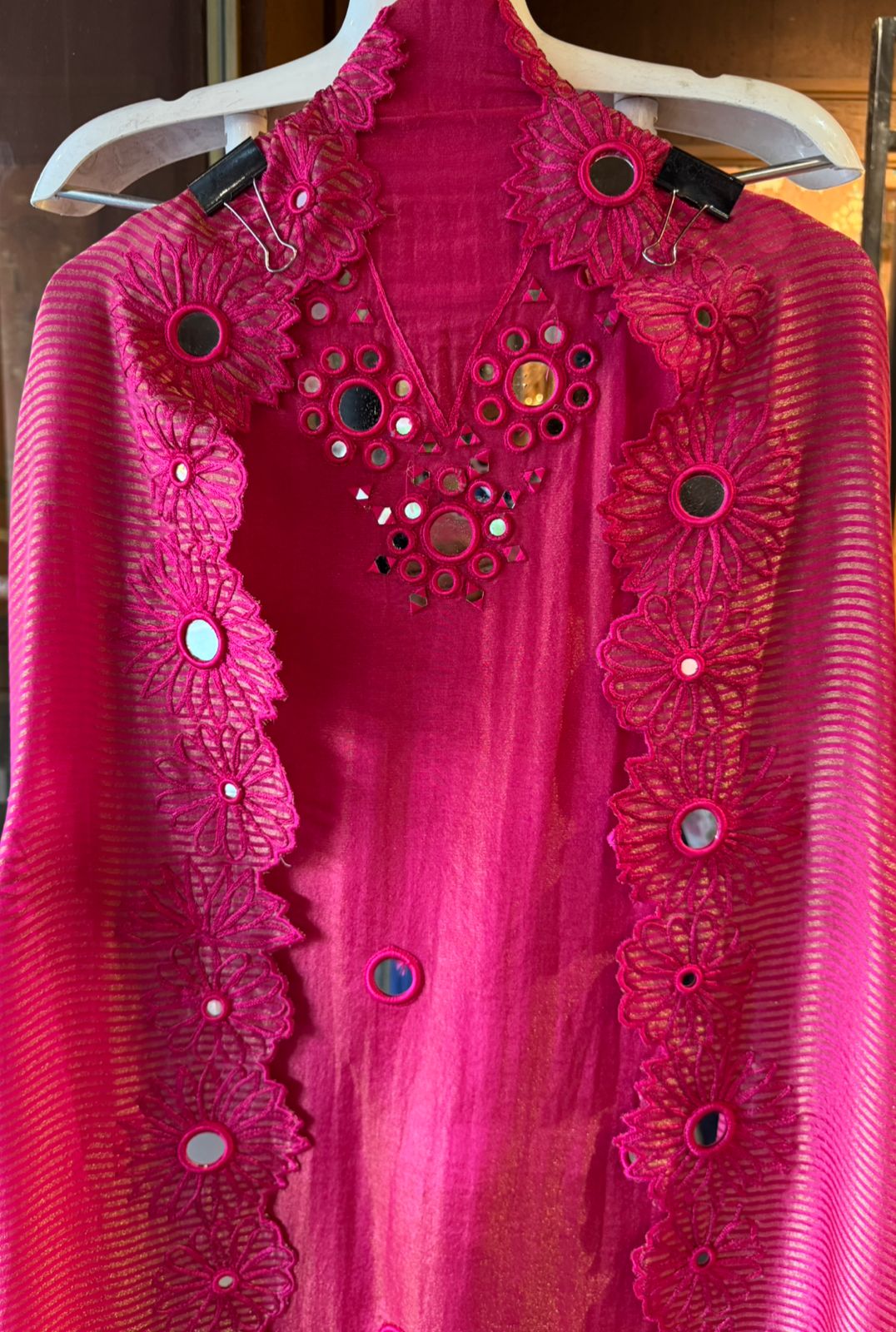 Shimmer tissue unstitched Suits