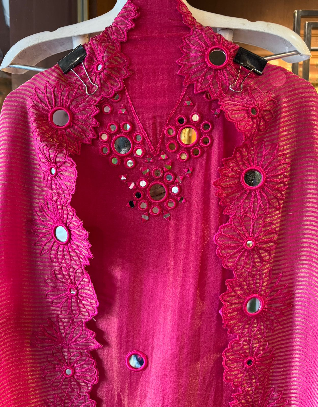 Shimmer tissue unstitched Suits