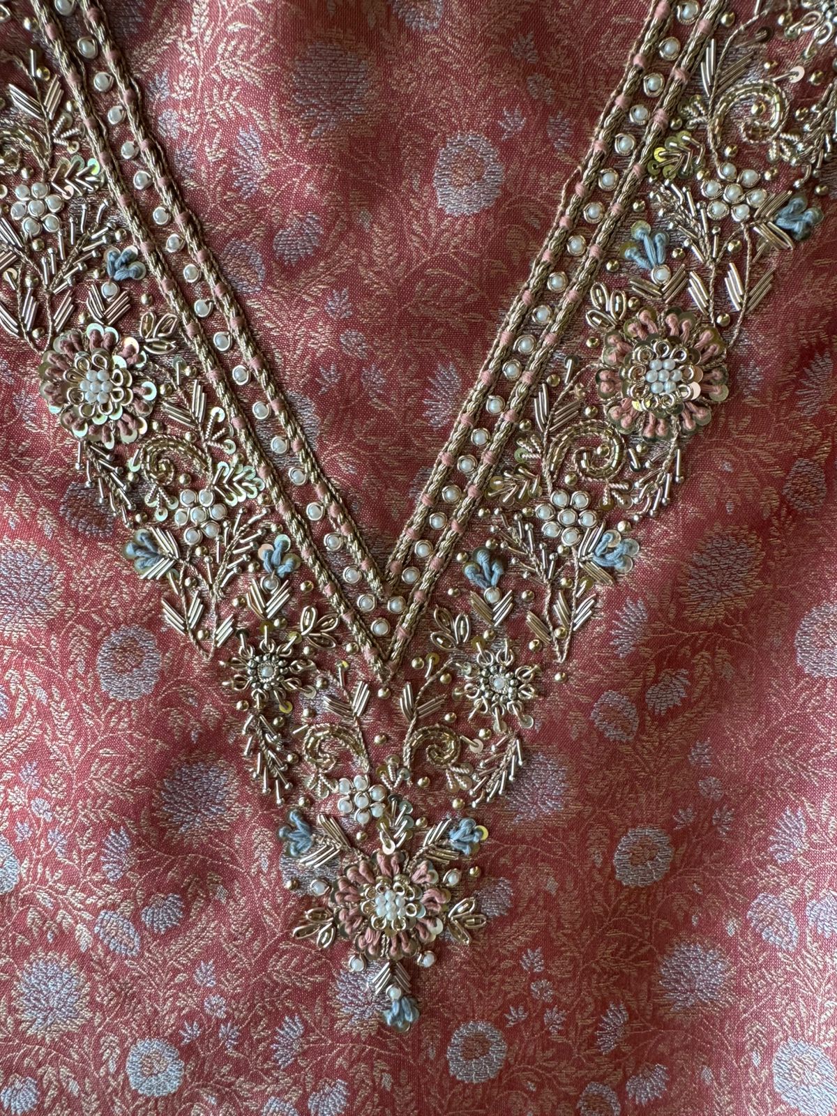 Beautiful and an Elegant traditional south Asian outfit