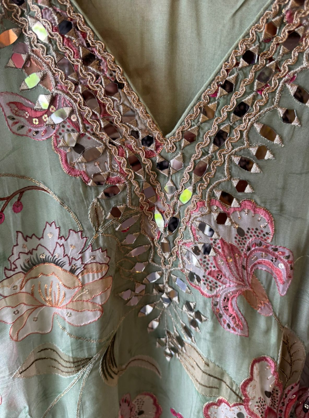 Soft organza  stitched kaaftan set