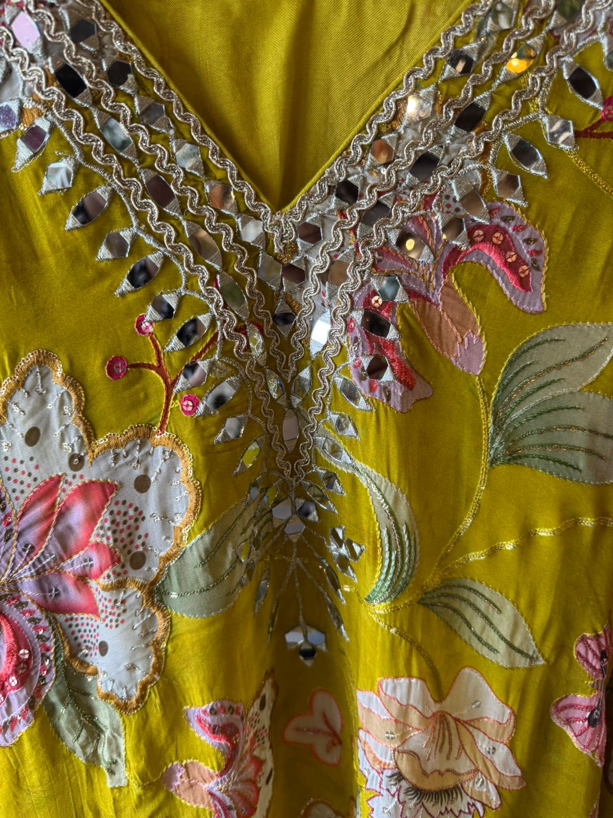 Soft organza  stitched kaaftan set