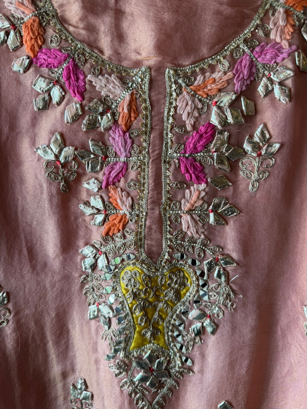 ETHNIC TRADITIONAL UNSTITCHED SUIT