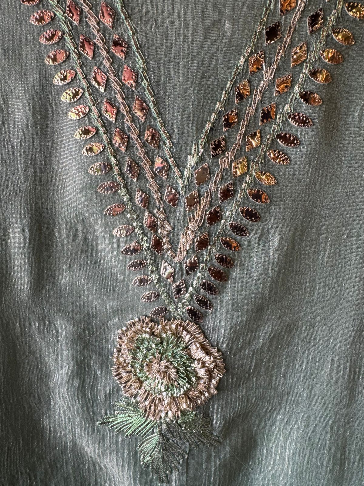 Beautifully crafted Ethnic suit