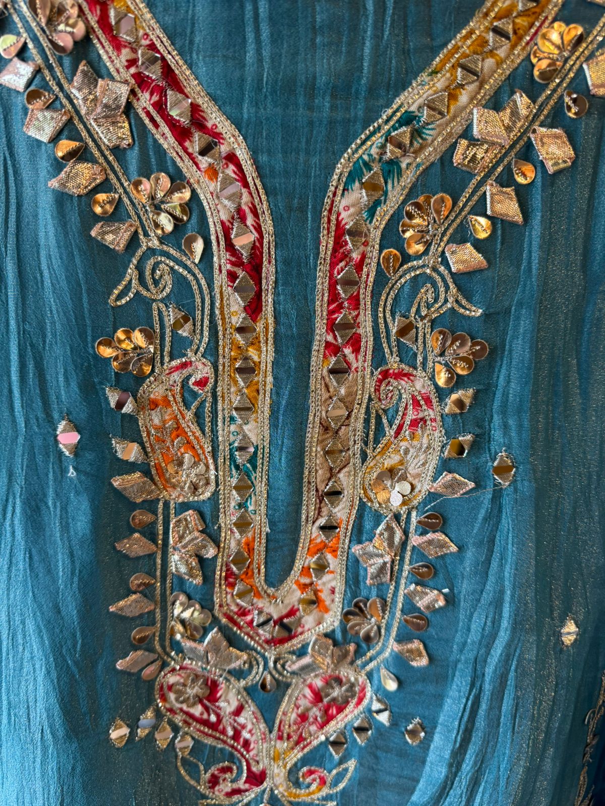 Crushed stretchable Tissue fabric