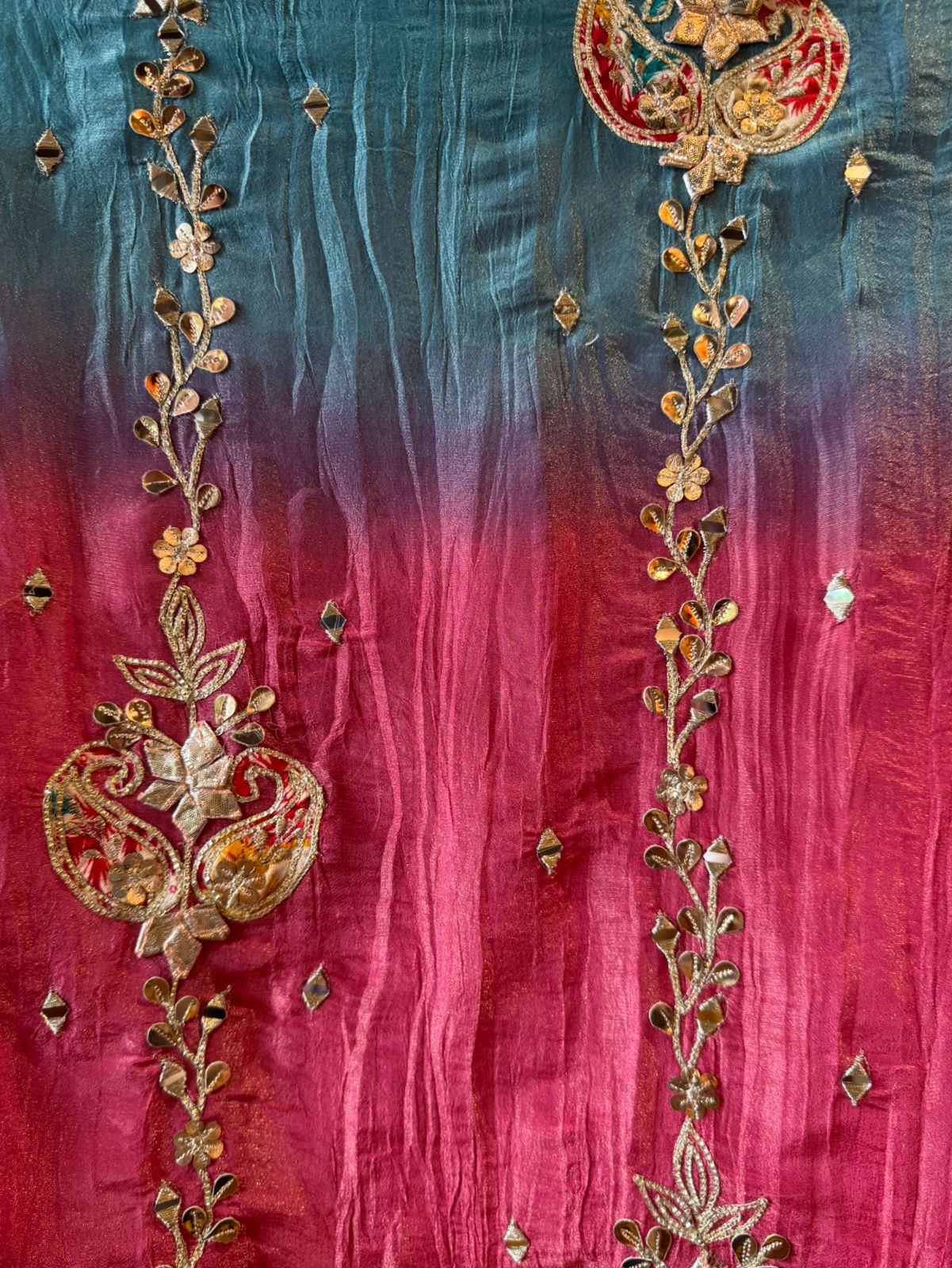 Crushed stretchable Tissue fabric