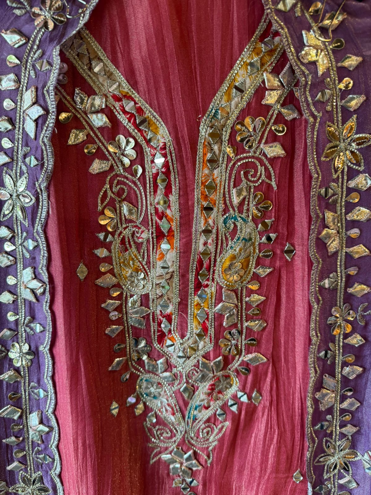 Crushed stretchable Tissue fabric