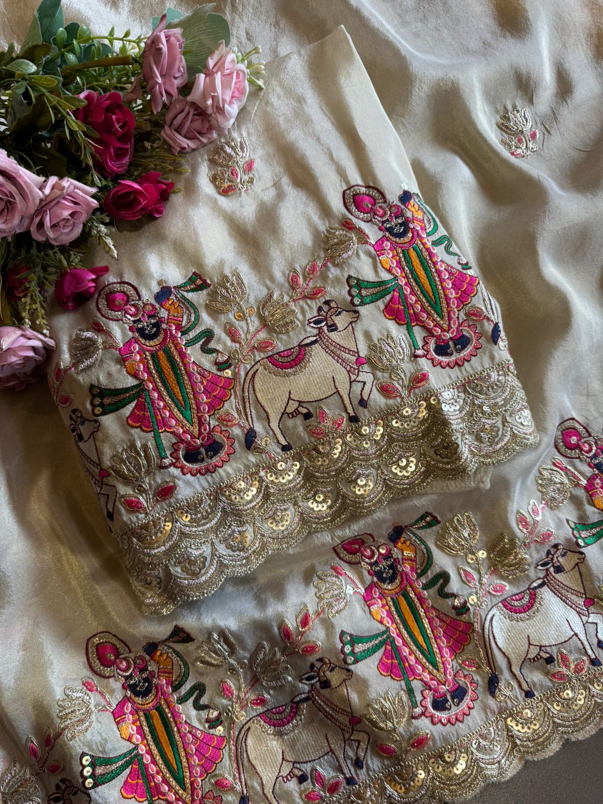 stunning suit features Beautiful Shrinath ji