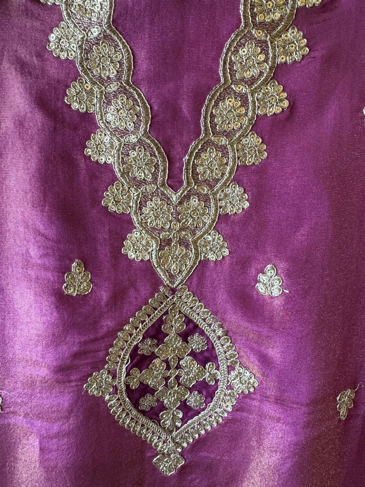 Pure 100% soft  tissue Unstitched shirt