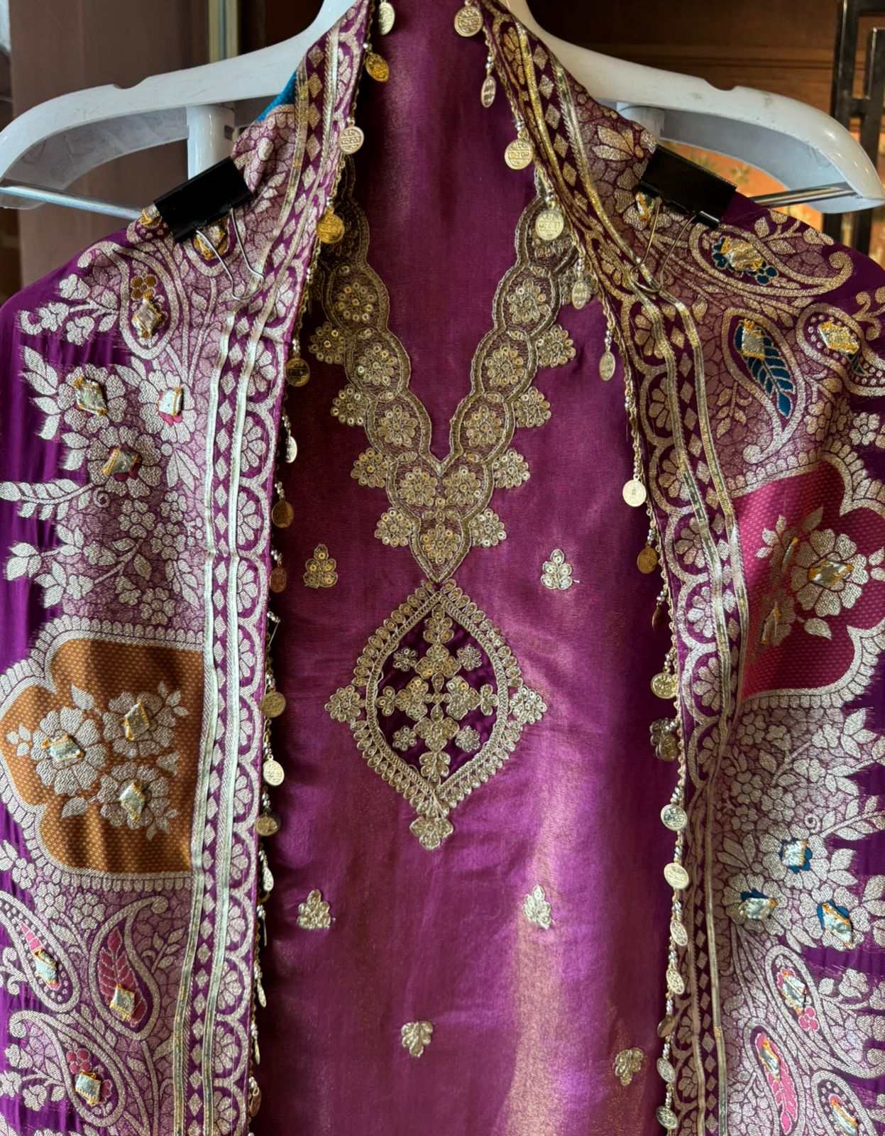 Pure 100% soft  tissue Unstitched shirt