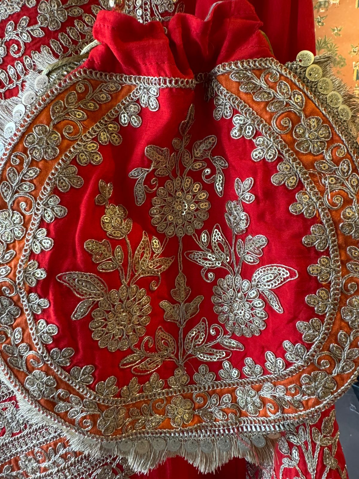 Pure 100% silk Kurta with Very beautiful Gold Zari