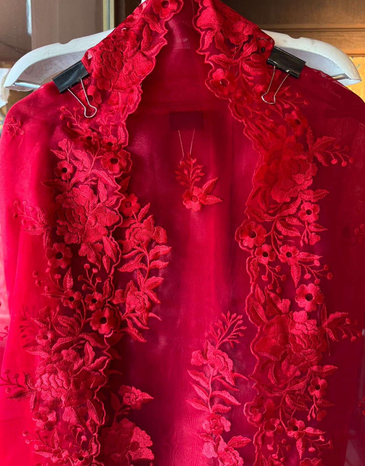 Pure Glass tissue Heavy floral thread embroidered Suit