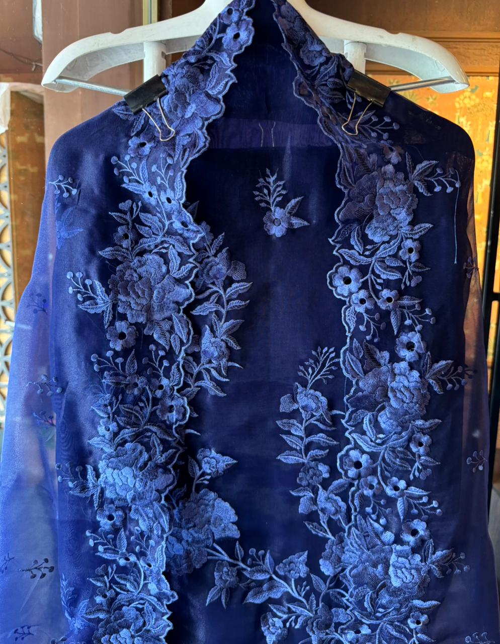 Pure Glass tissue Heavy floral thread embroidered Suit