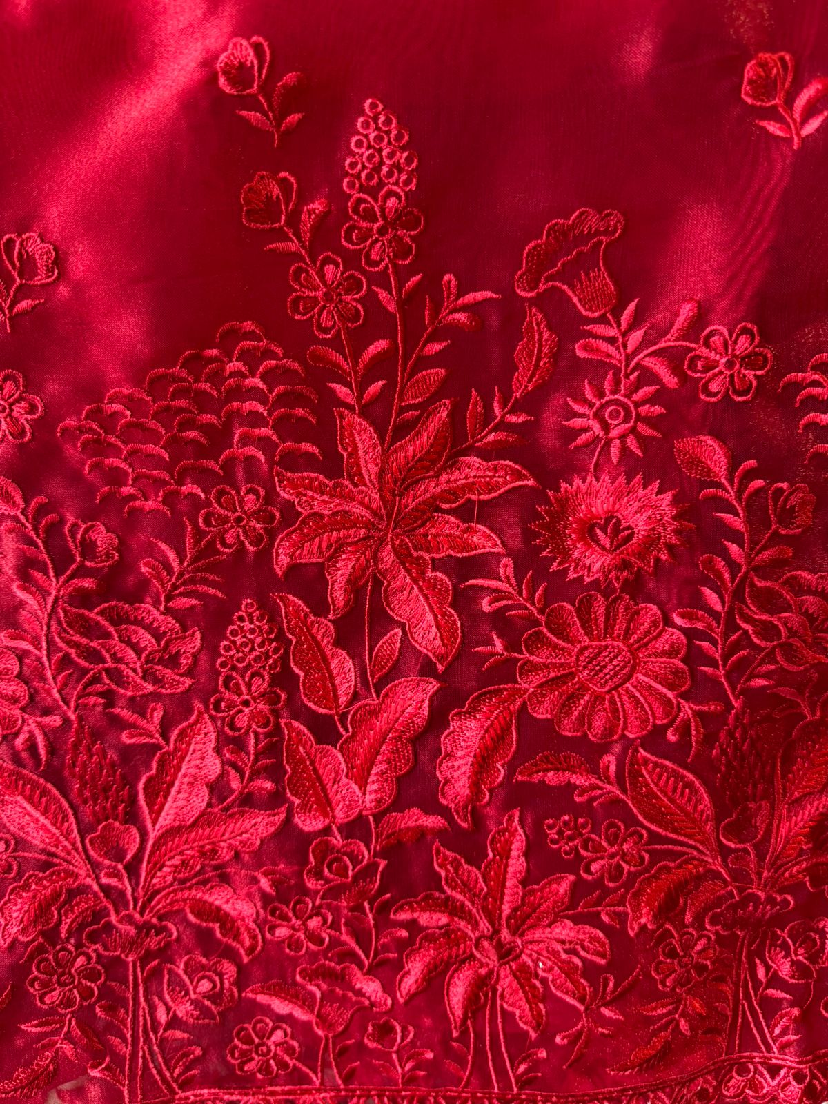 Pure Glass tissue Heavy floral thread embroidered Suit