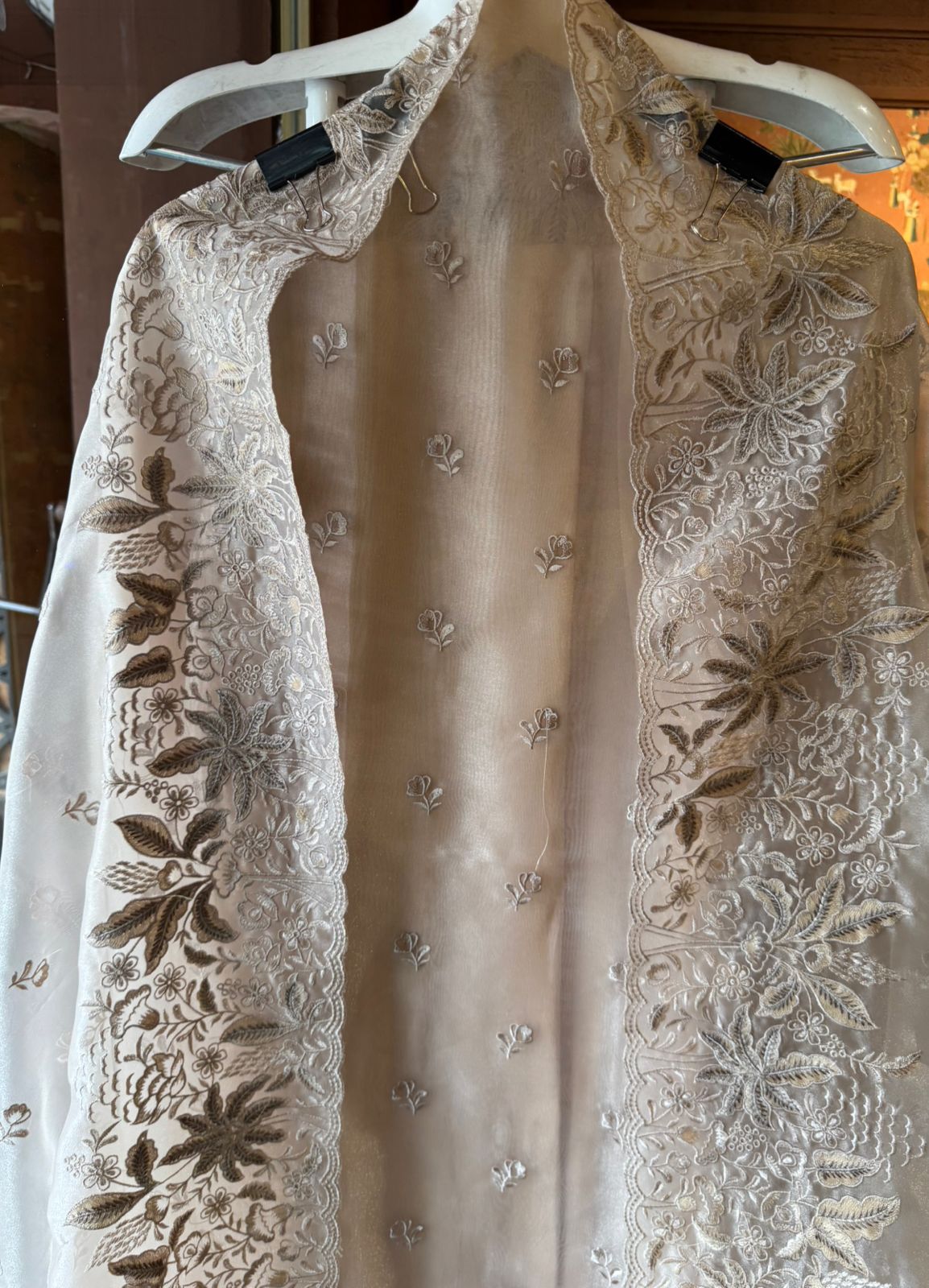 Pure Glass tissue Heavy floral thread embroidered Suit