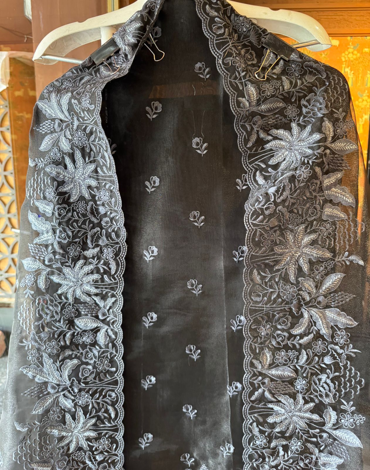 Pure Glass tissue Heavy floral thread embroidered Suit