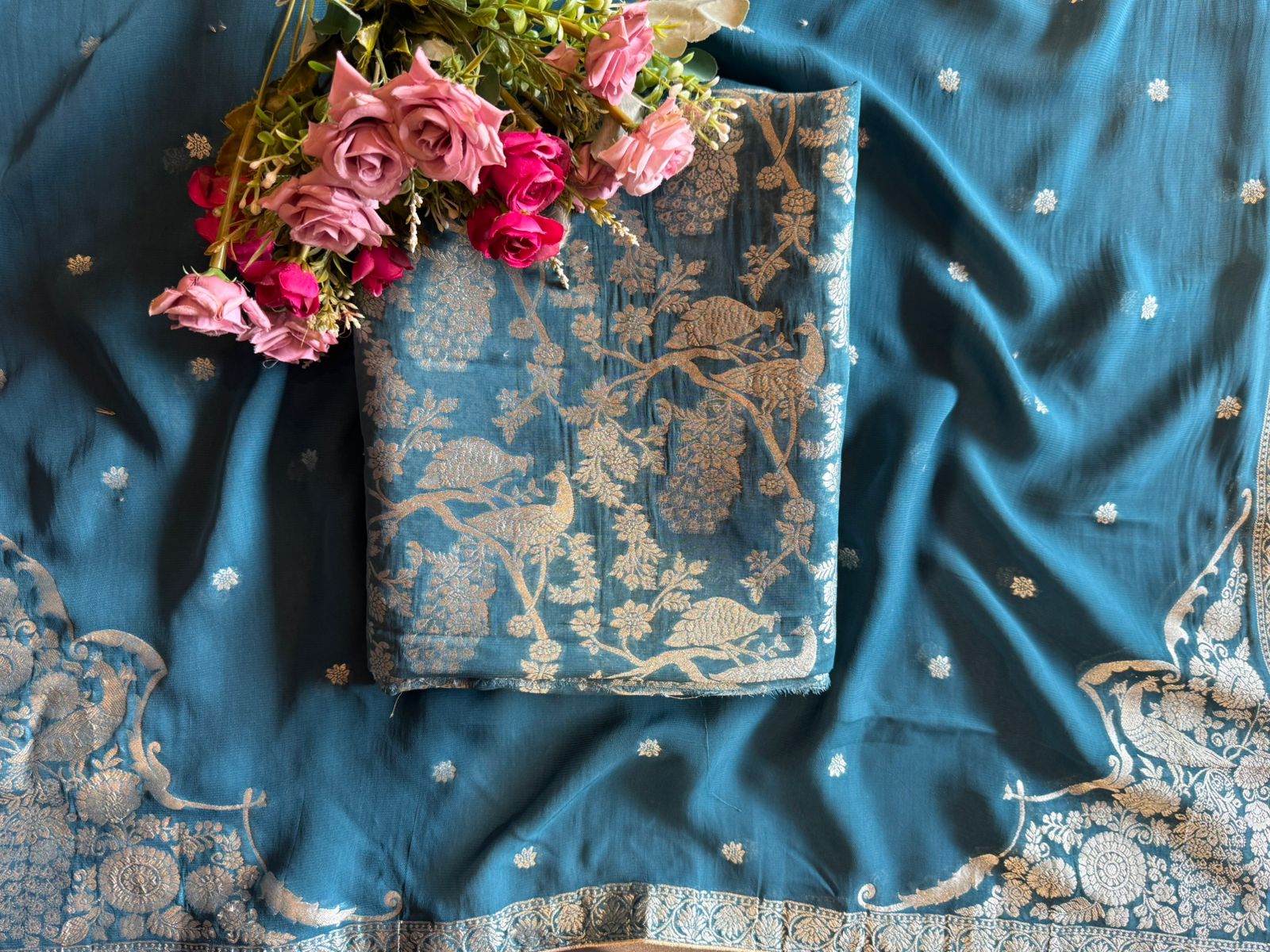 Golden zari woven in a fine Banarasi-style Shirt