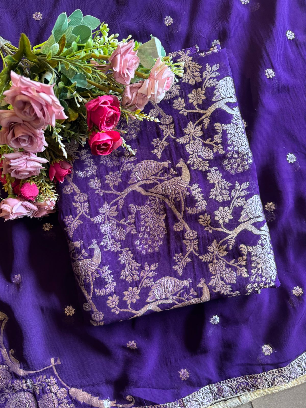 Golden zari woven in a fine Banarasi-style Shirt